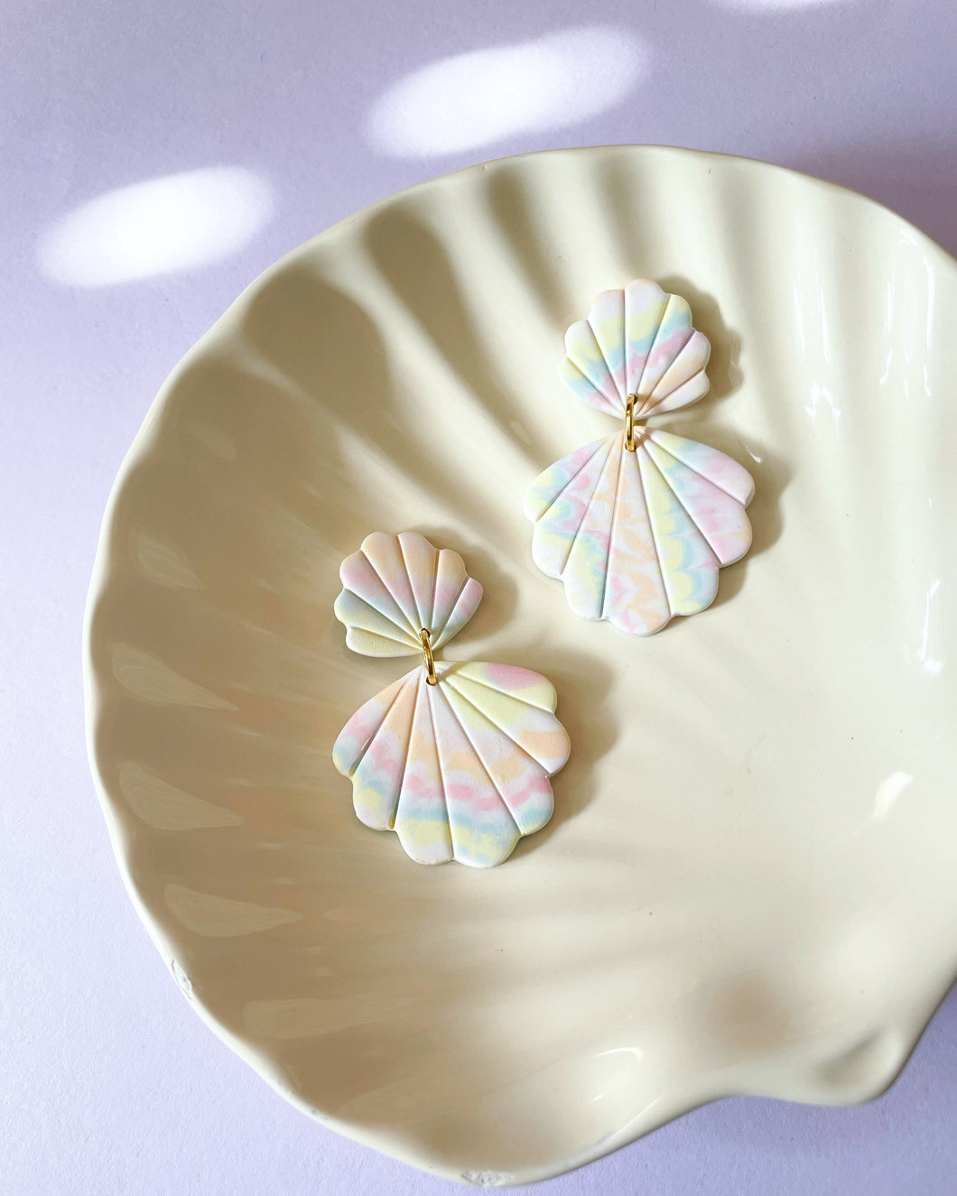Tye Dye Seashells